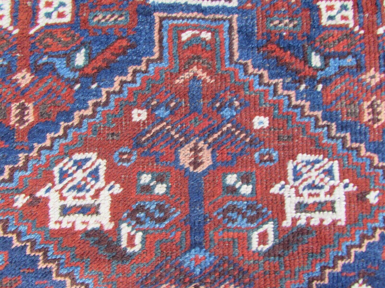 Handmade Antique Persian Style Shiraz Rug 3.9' x 4.9', 1920s, 1Q62 In Good Condition For Sale In Bordeaux, FR