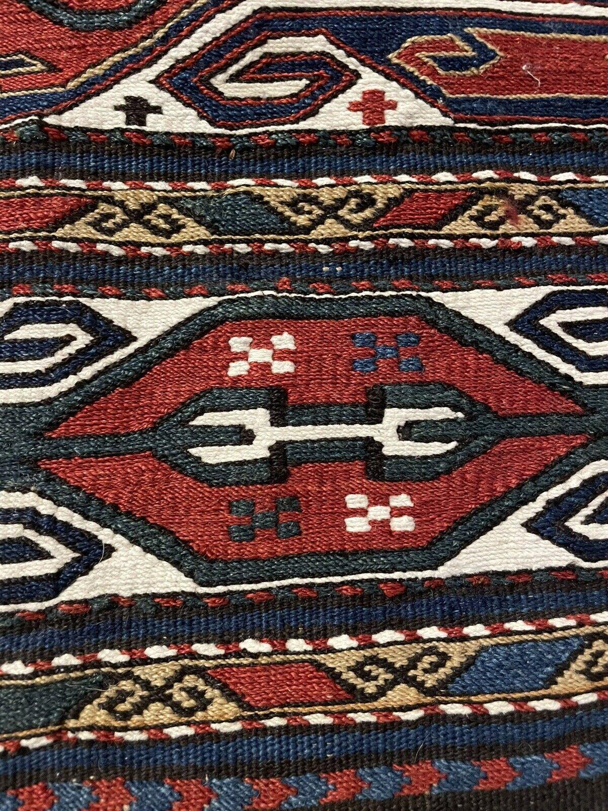 Début du 20ème siècle Kilim de style persan ancien Sumak fait à la main 1,3' x 1,8, 1900s - 1N04 en vente