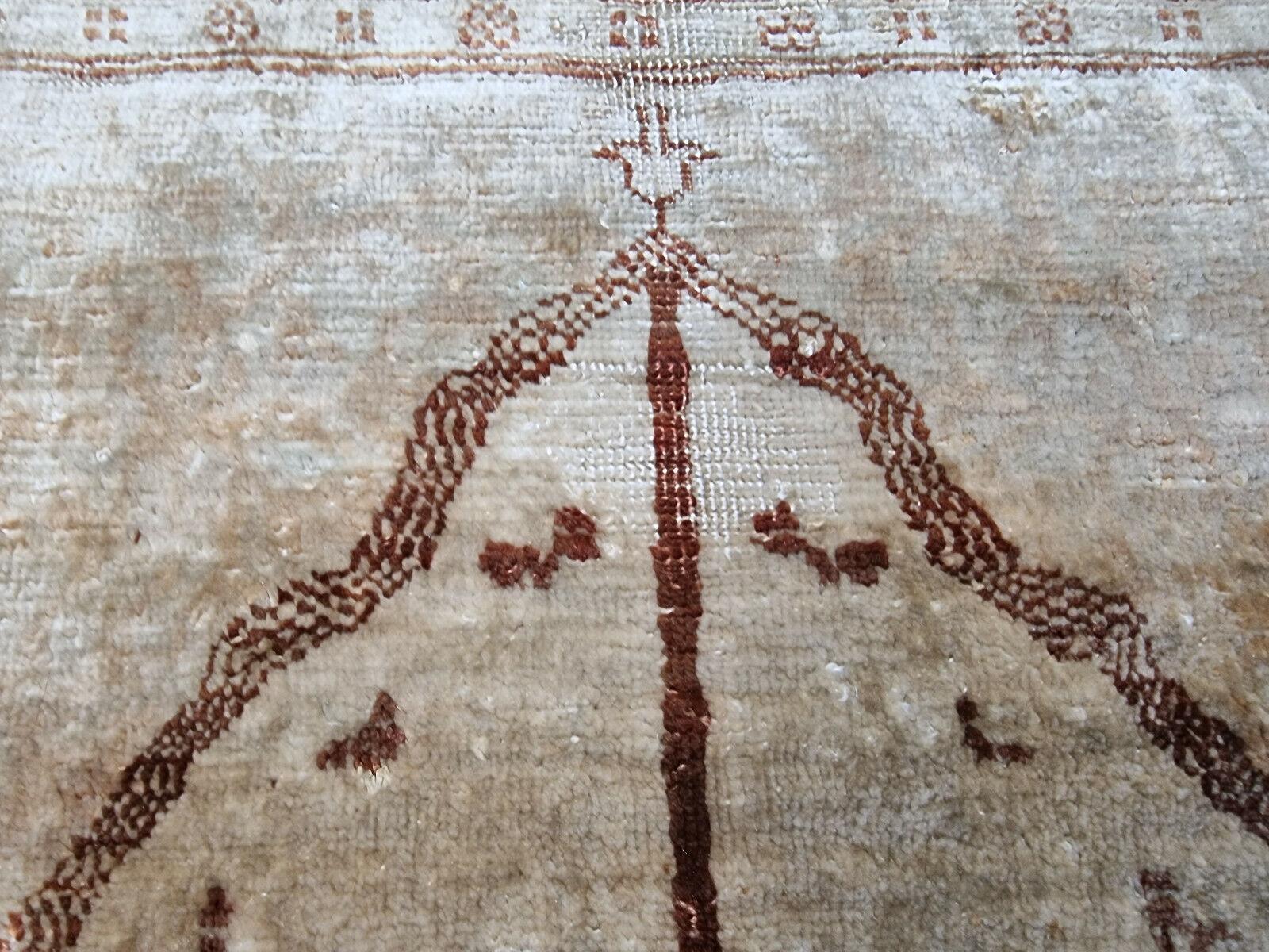Handmade Antique Persian Style Tabriz Prayer Silk Rug 4' x 5.2', 1900s - 1D83 For Sale 5