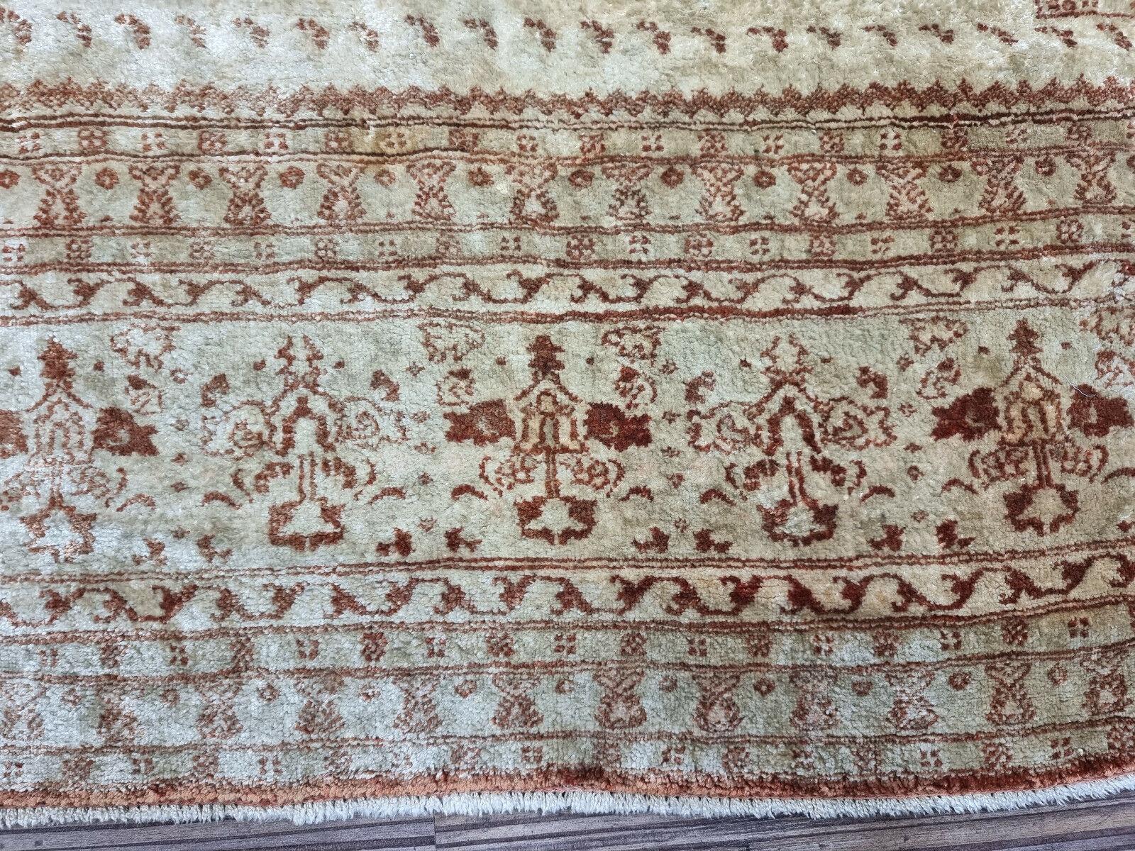 Handmade Antique Persian Style Tabriz Prayer Silk Rug 4' x 5.2', 1900s - 1D83 For Sale 3
