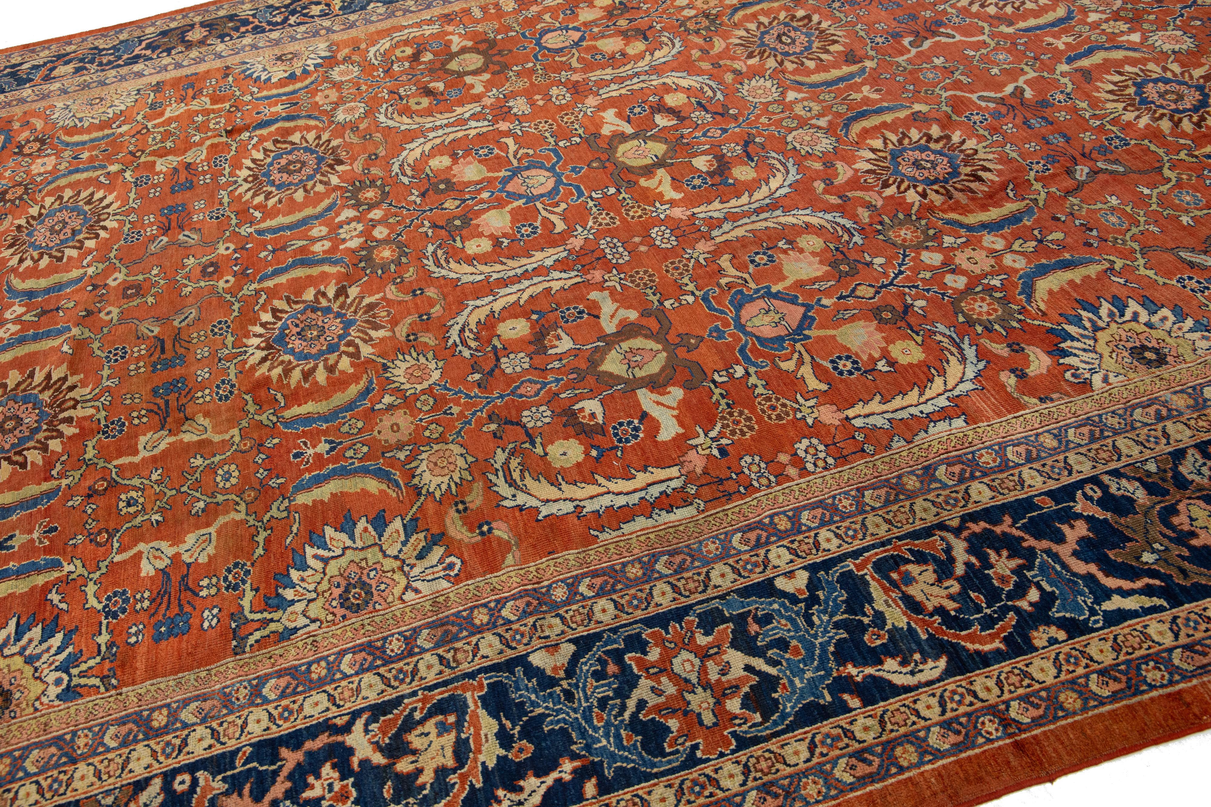 Tappeto di lana antico persiano Sultanabad Rugs fatto a mano con disegno a trifoglio In condizioni buone in vendita a Norwalk, CT