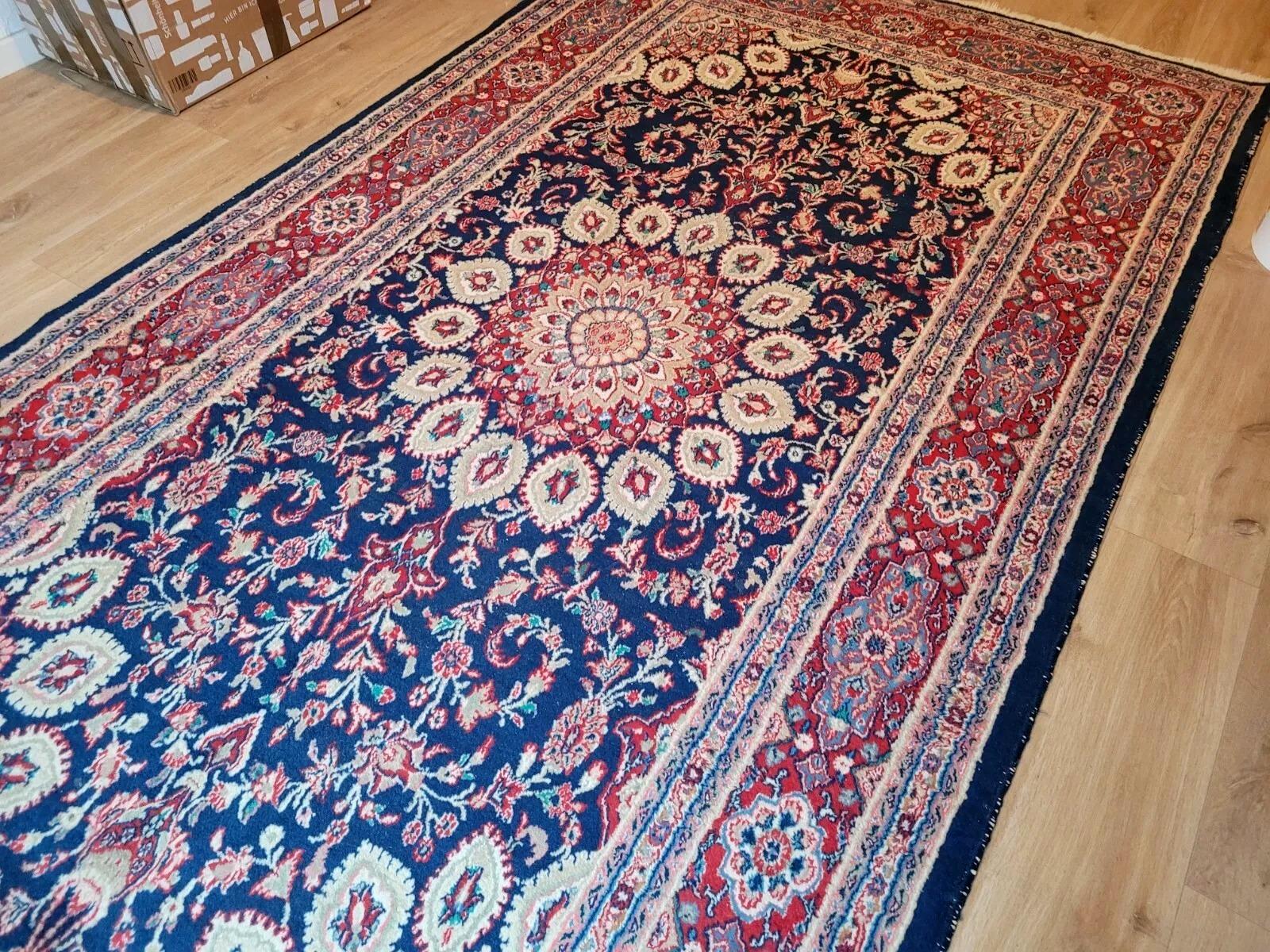 Handmade Antique Persian Yazd Rug 5' x 8.9' 1920s - 2K50 For Sale 1