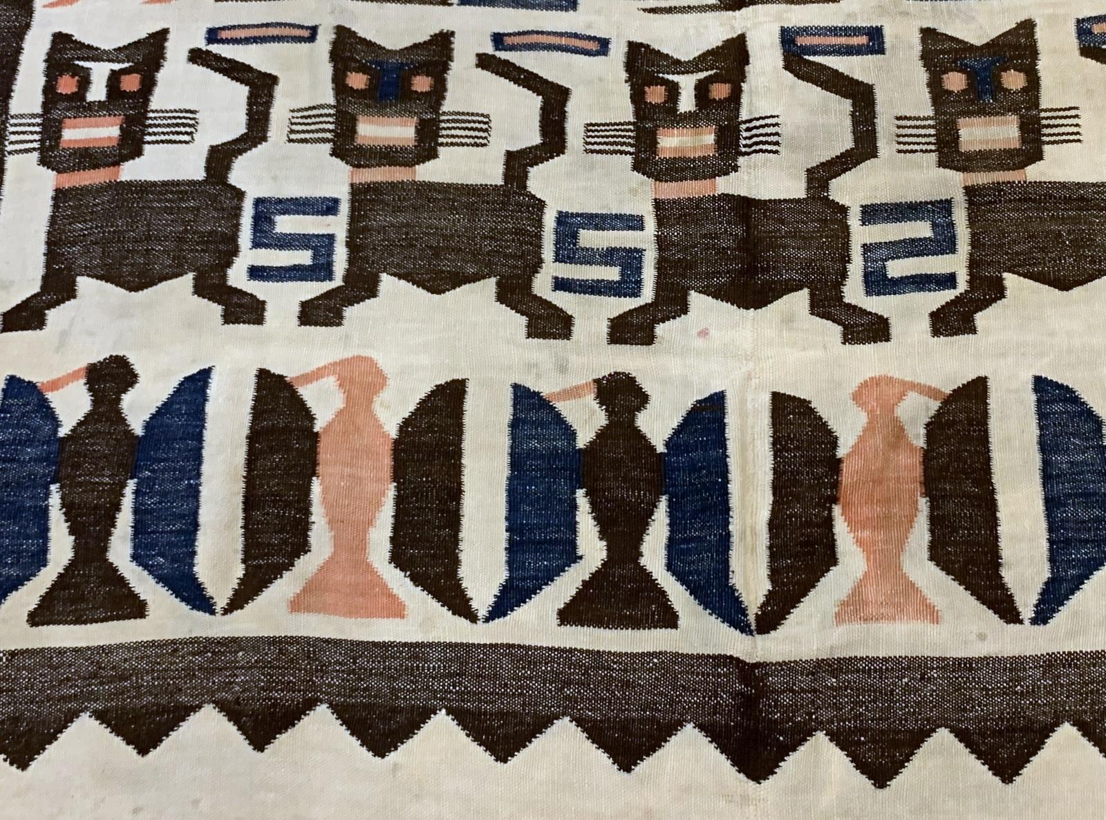 Début du 20ème siècle Tapis Kilim péruvien ancien fait à la main 5.5' x 7', 1900s - 2B64 en vente