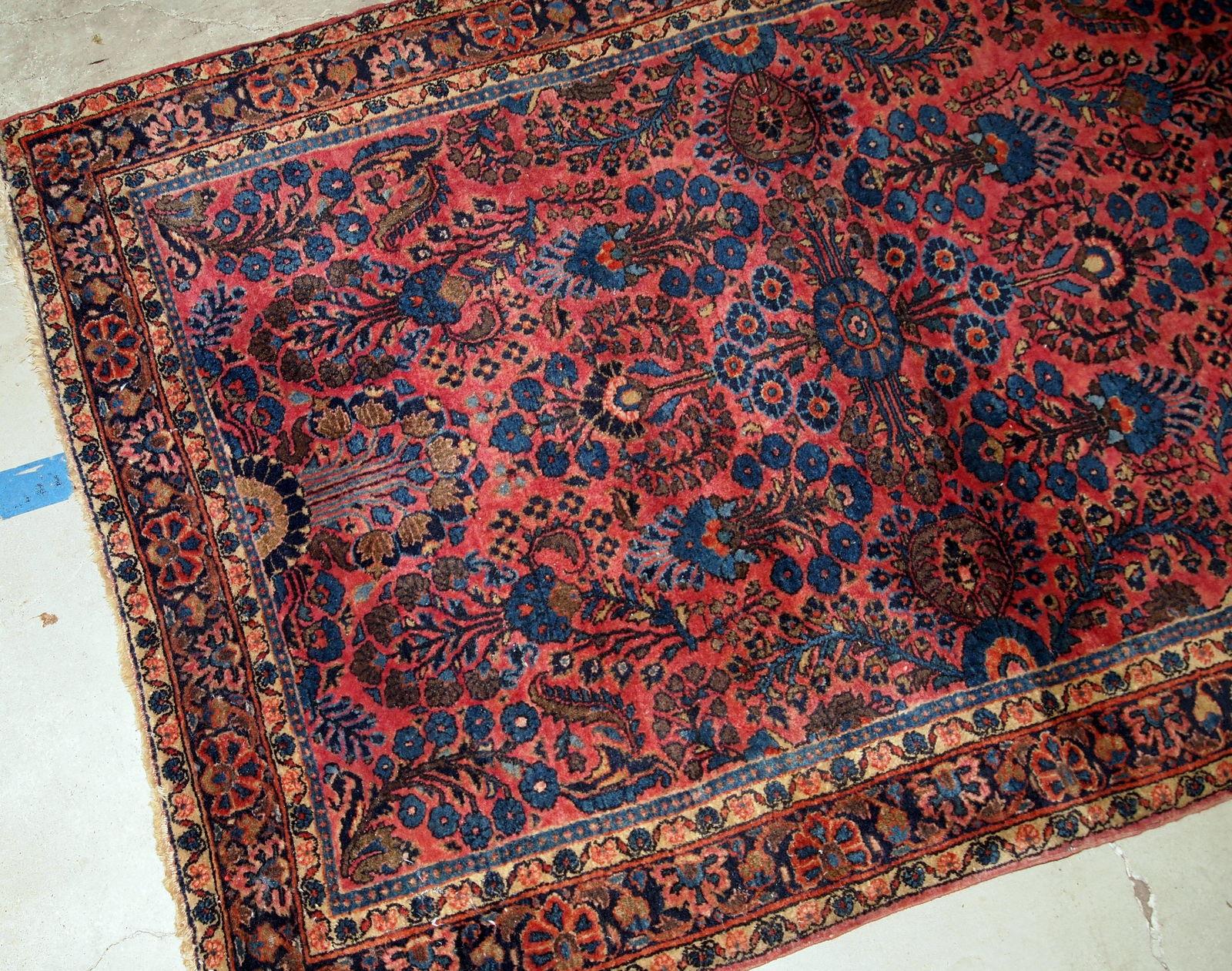 Early 20th Century Handmade Antique Sarouk Style Rug, 1910s, 1B737 For Sale