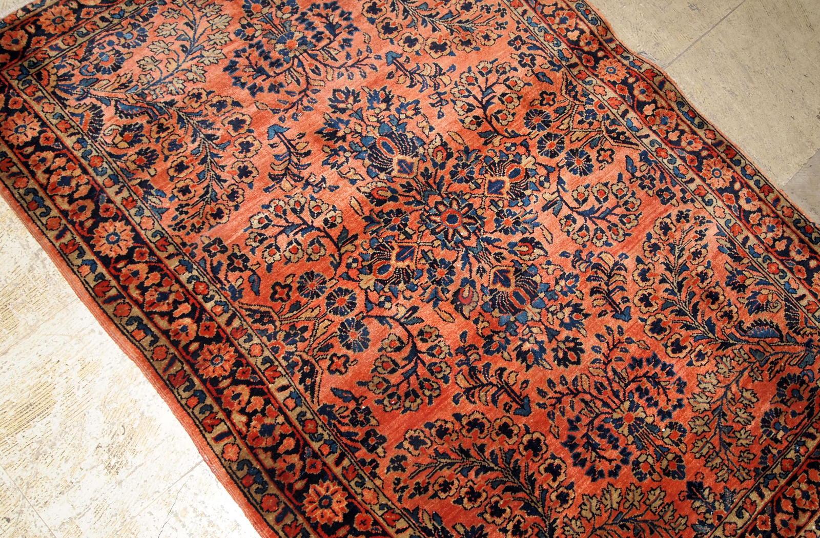 Handmade Antique Sarouk Style Rug, 1920s, 1B674 In Good Condition For Sale In Bordeaux, FR