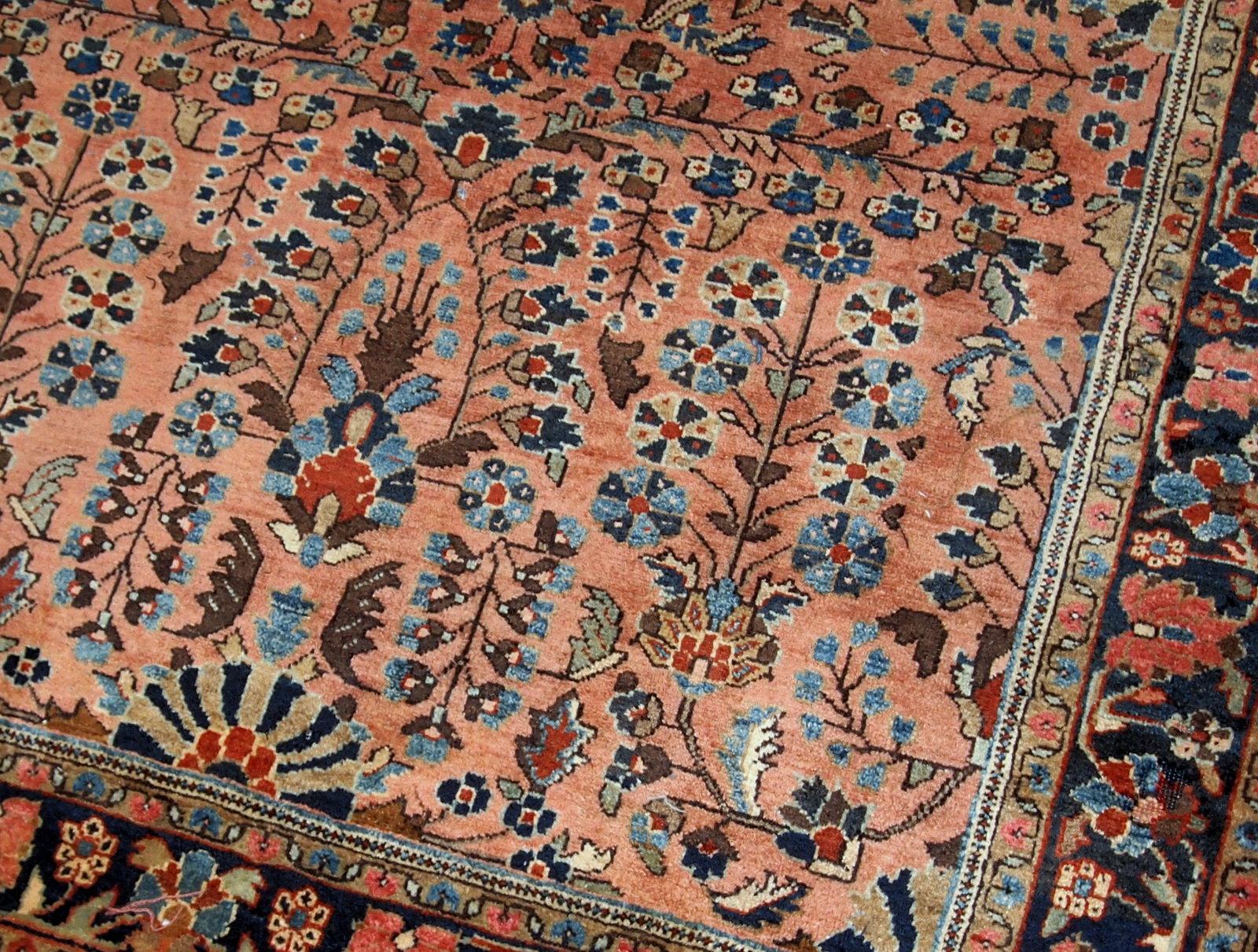 Hand-Knotted Handmade Antique Sarouk Style Rug, 1920s, 1B677 For Sale