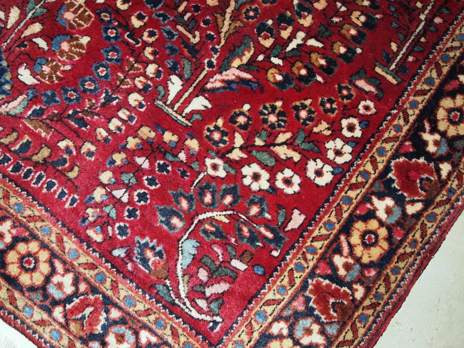 Handgefertigter antiker Teppich im Sarouk-Stil, 1920er Jahre, 1B736 im Zustand „Gut“ im Angebot in Bordeaux, FR