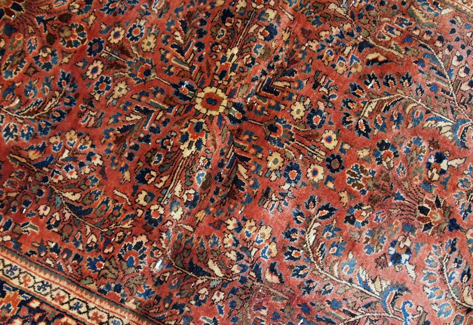 Handgefertigter antiker Teppich im Sarouk-Stil, 1920er Jahre, 1B742 (Asiatisch) im Angebot