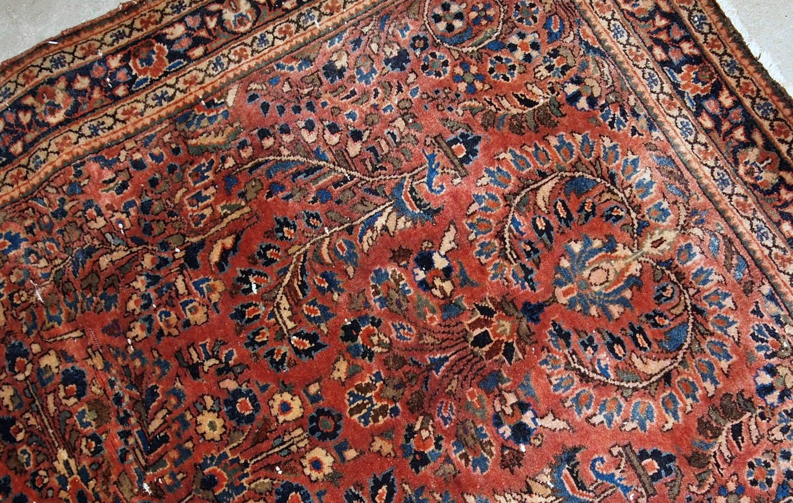 Handgefertigter antiker Teppich im Sarouk-Stil, 1920er Jahre, 1B742 im Zustand „Gut“ im Angebot in Bordeaux, FR
