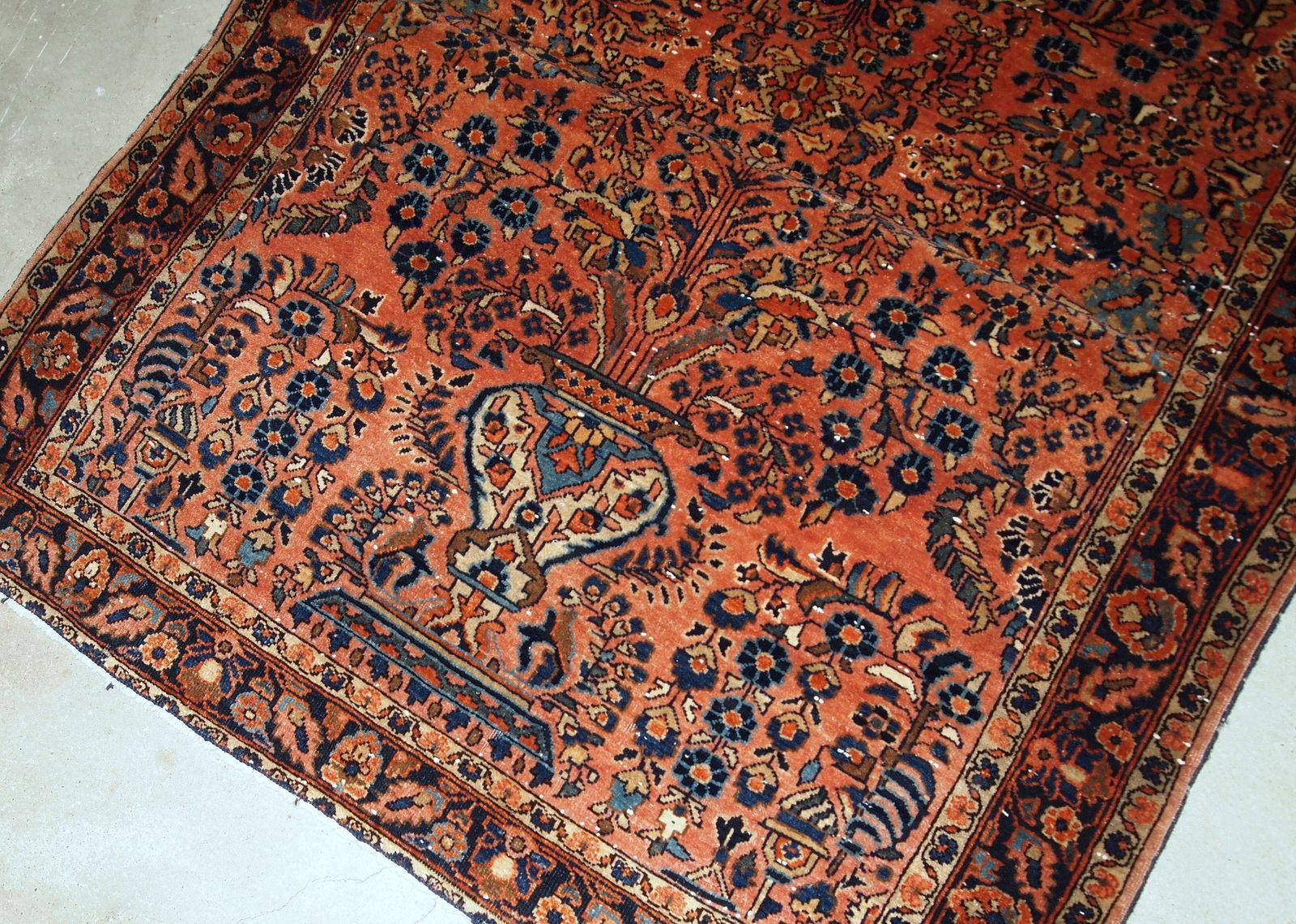 Hand-Knotted Handmade Antique Sarouk Style Rug, 1920s, 1B747 For Sale