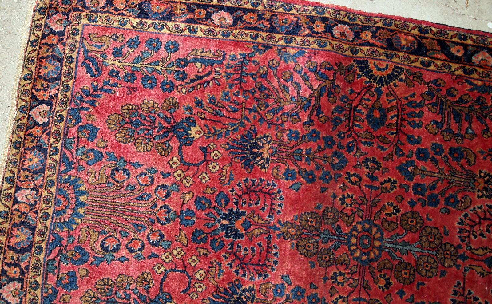 Hand-Knotted Handmade Antique Sarouk Style Rug, 1920s, 1B748 For Sale