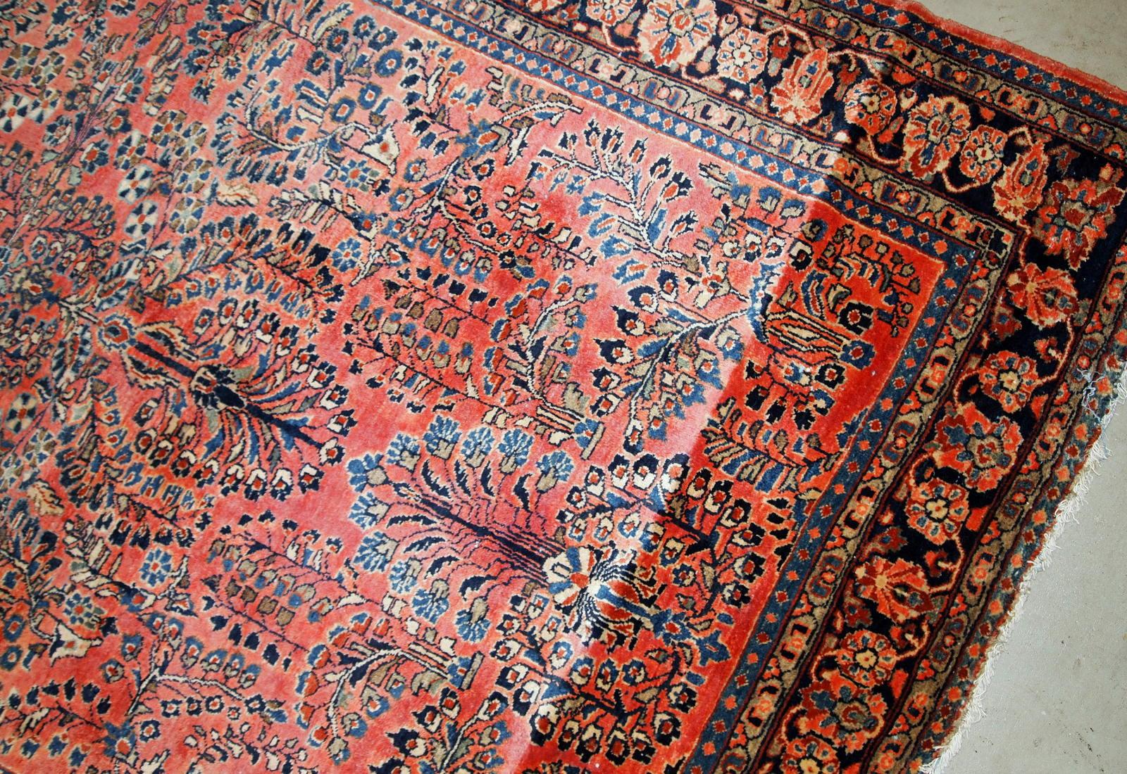 Hand-Knotted Handmade Antique Sarouk Style Rug, 1920s, 1B784 For Sale