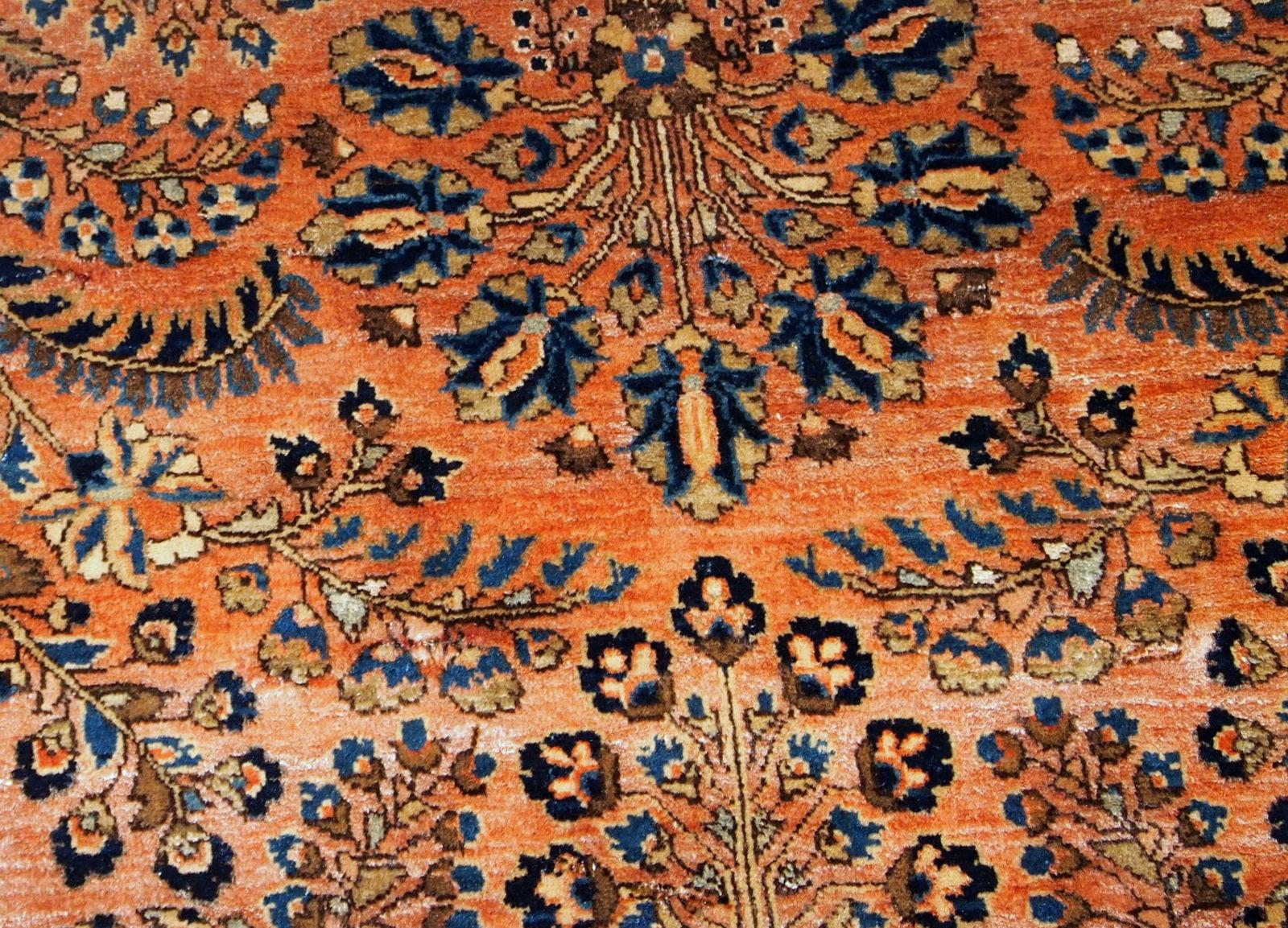 Handmade Antique Sarouk Style Rug, 1920s, 1B786 In Good Condition For Sale In Bordeaux, FR