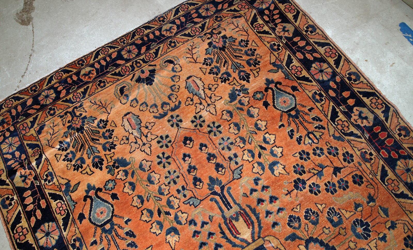 Hand-Knotted Handmade Antique Sarouk Style Rug, 1920s, 1B792 For Sale