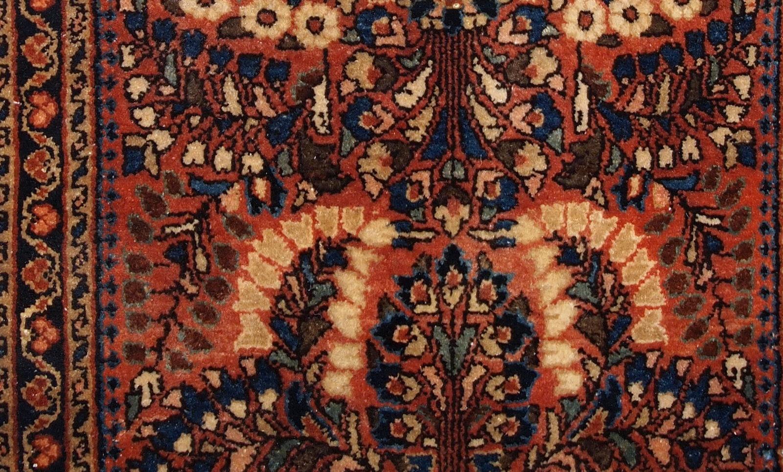 Handmade Antique Sarouk Style Rug, 1920s, 1B817 In Good Condition For Sale In Bordeaux, FR