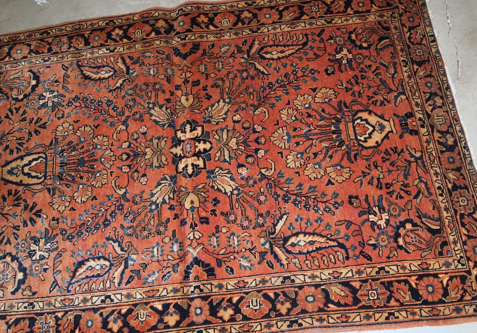 Early 20th Century Handmade Antique Sarouk Style Rug, 1920s, 1B834 For Sale