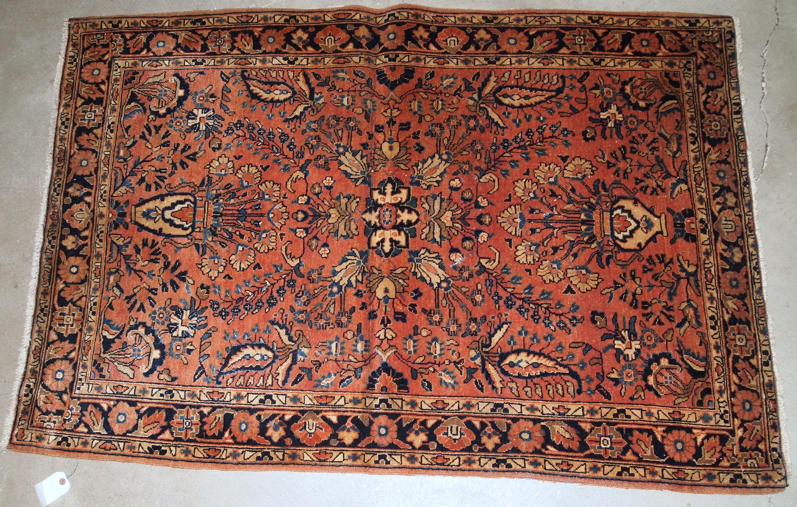 Handmade Antique Sarouk Style Rug, 1920s, 1B834 For Sale 1