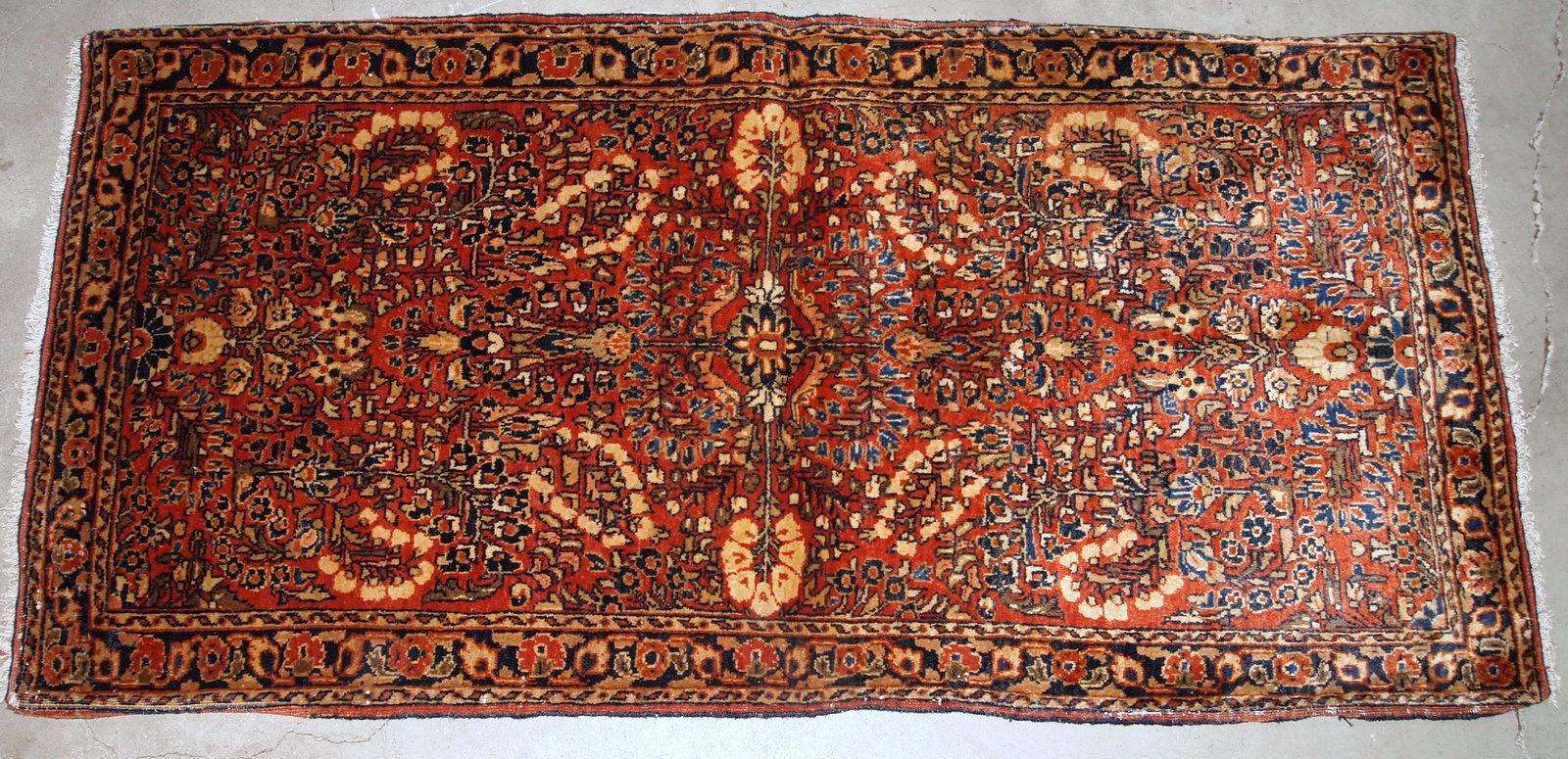 Wool Handmade Antique Sarouk Style Rug, 1920s, 1B841 For Sale
