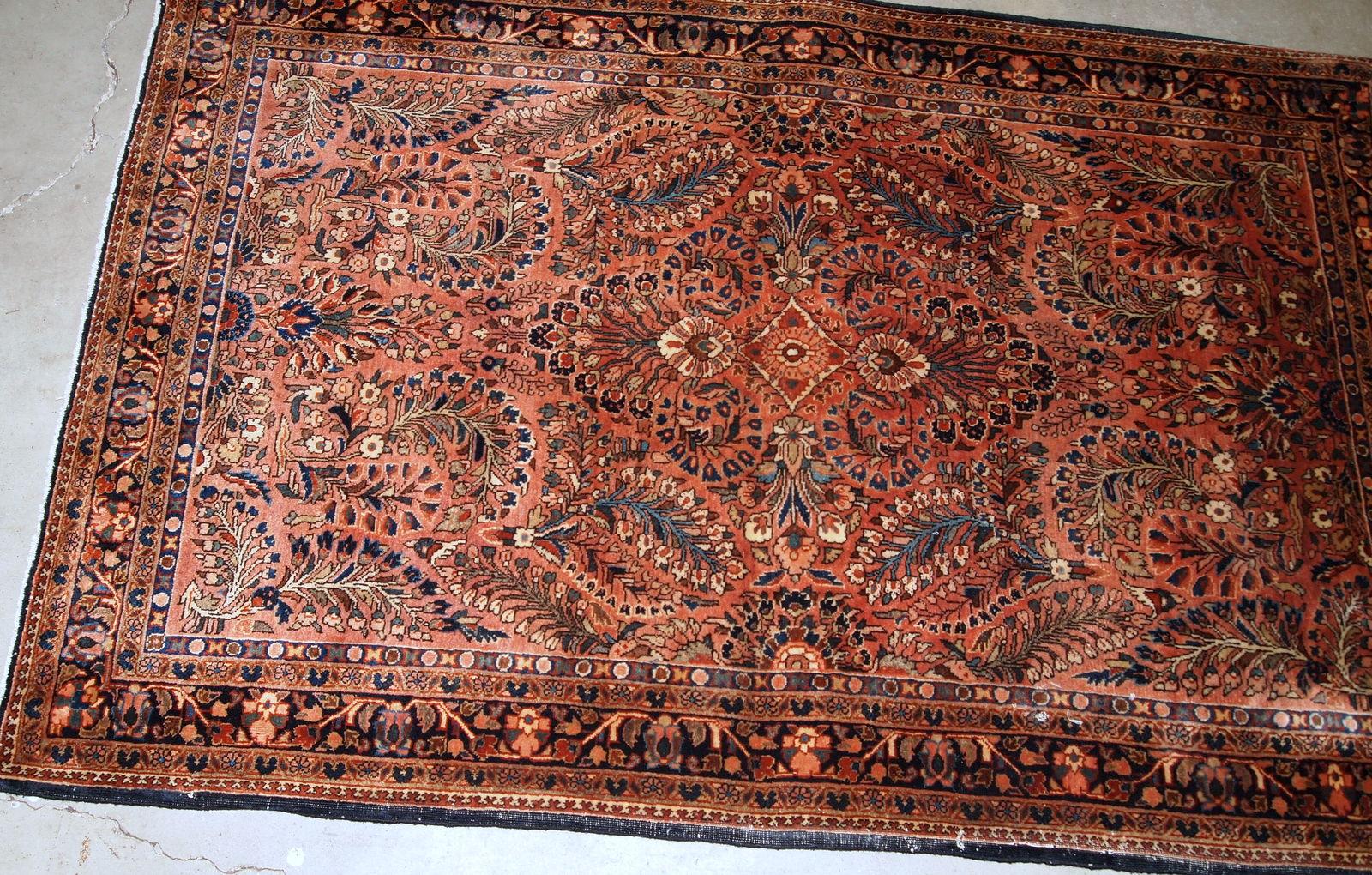 Hand-Knotted Handmade Antique Sarouk Style Rug, 1920s, 1B843 For Sale