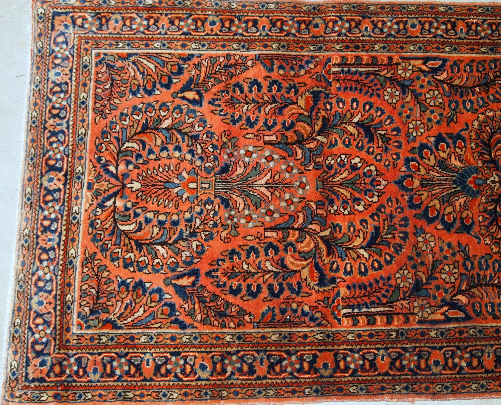 Handmade Antique Sarouk Style Rug, 1920s, 1B696 In Good Condition For Sale In Bordeaux, FR