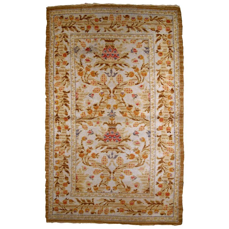 Vintage Spanish Cuenca Rug with Renaissance Palmette Design For Sale at ...