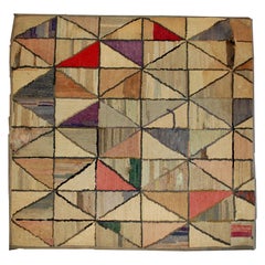 Handmade Antique Square American Hooked Rug, 1880s, 1B505
