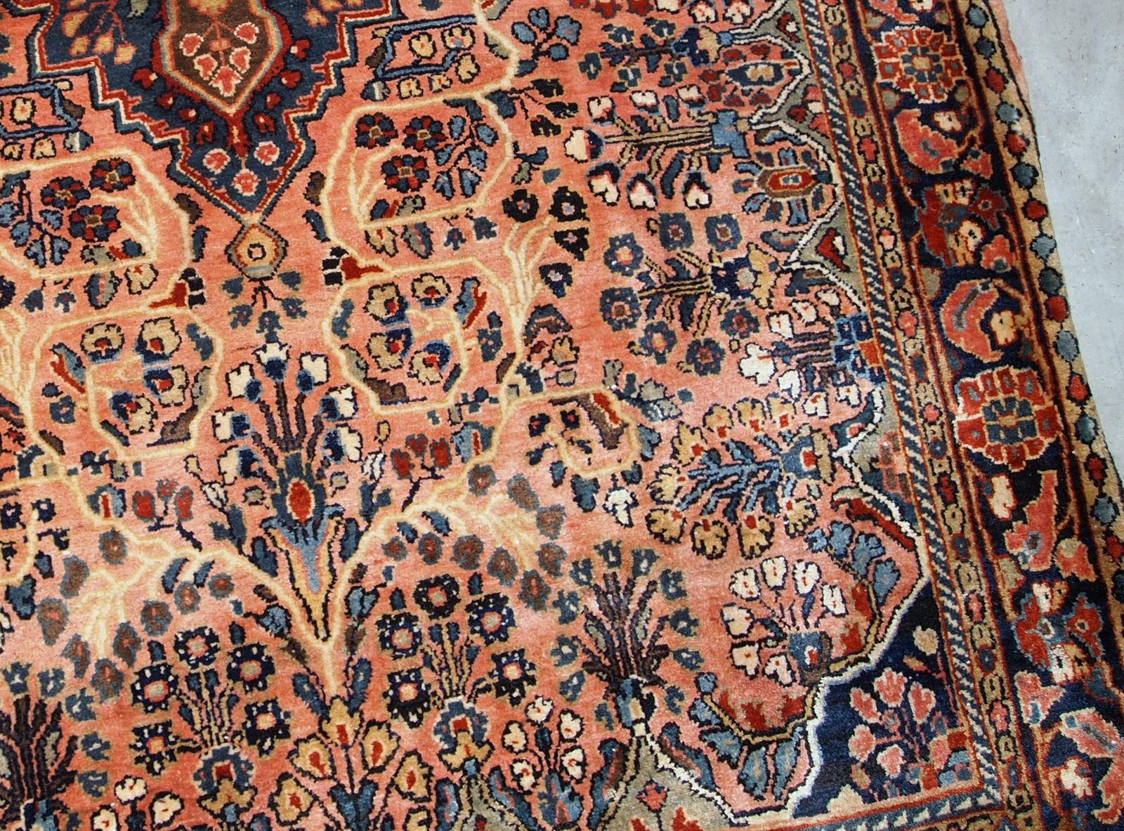 Asian Handmade Antique Sarouk Style Rug, 1920s, 1B699 For Sale