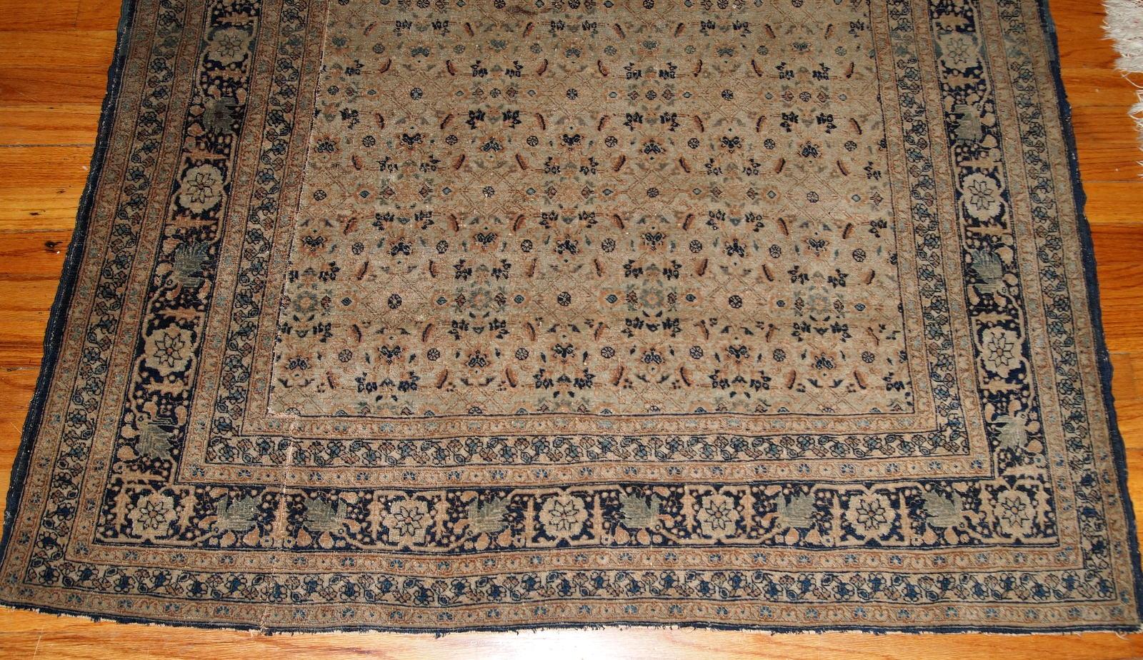 Handmade Antique Tabriz Hajalili Style Rug, 1880s, 1B693 For Sale 3