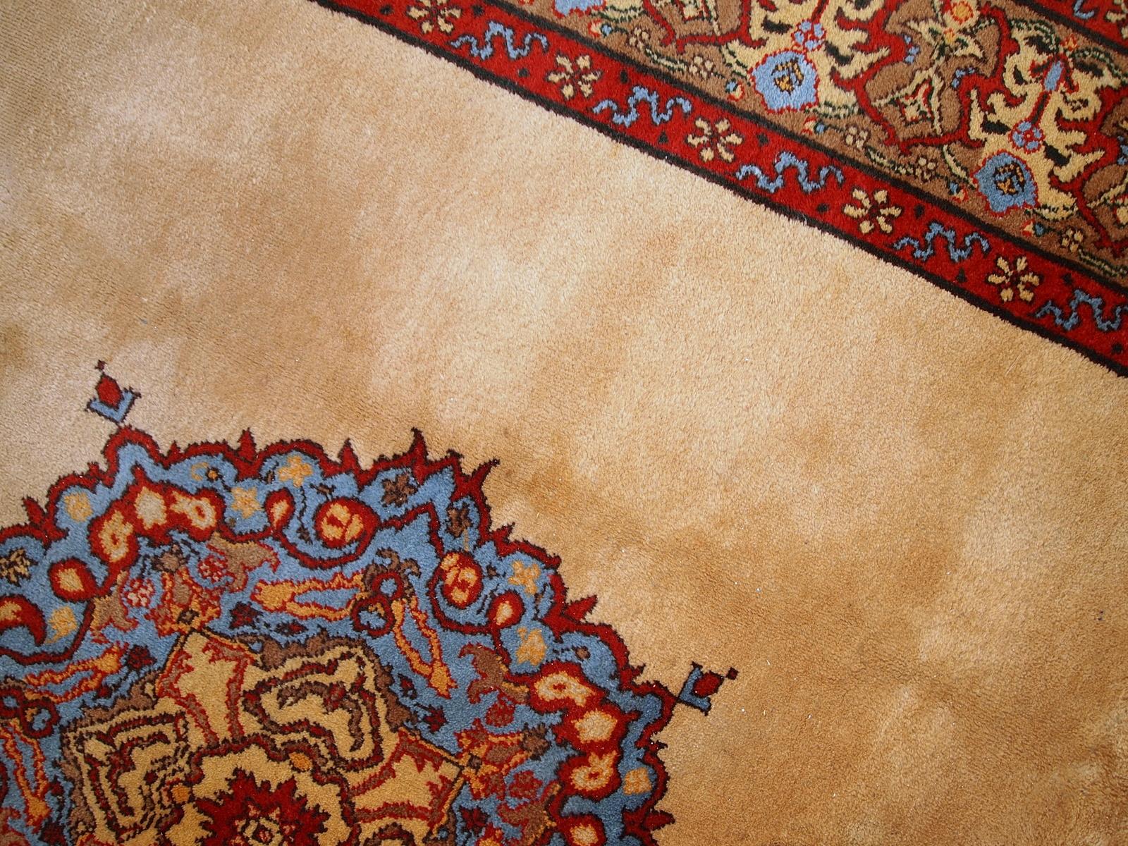 Handgefertigter antiker Teppich im Täbris-Stil, 1970er Jahre, 1C326 im Angebot 4