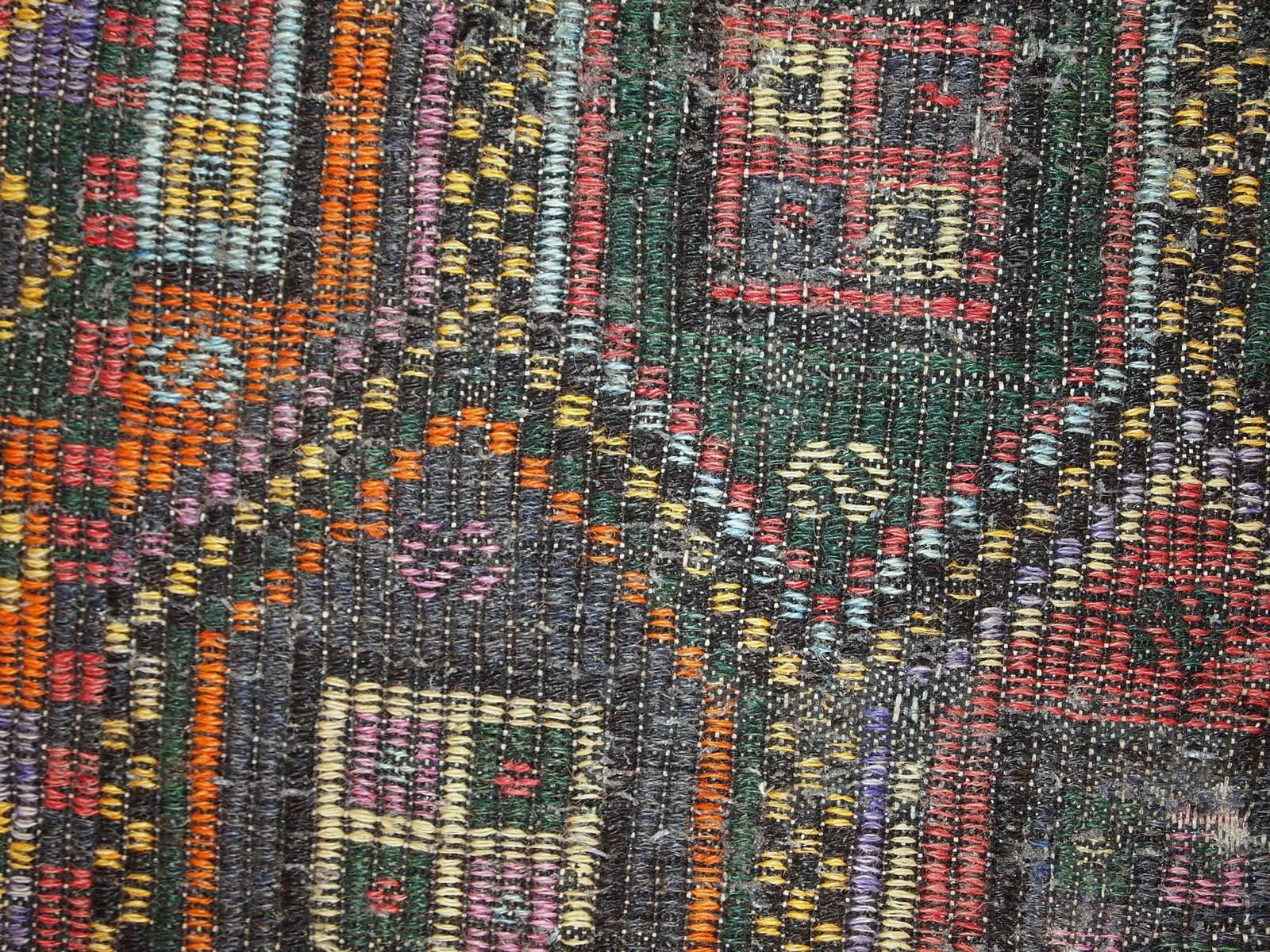 Handmade Antique Tunisian Flat-Weave Kilim, 1930s, 1C532 In Fair Condition In Bordeaux, FR