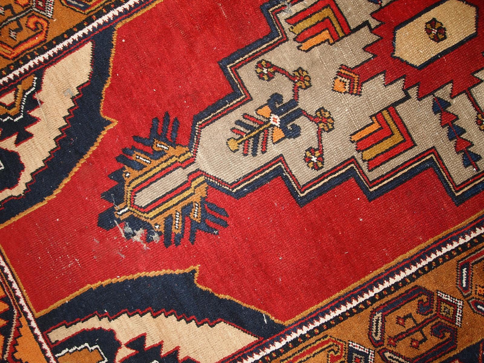 Handgefertigter antiker türkischer anatolischer Teppich, 1920er Jahre, 1C728 im Angebot 1