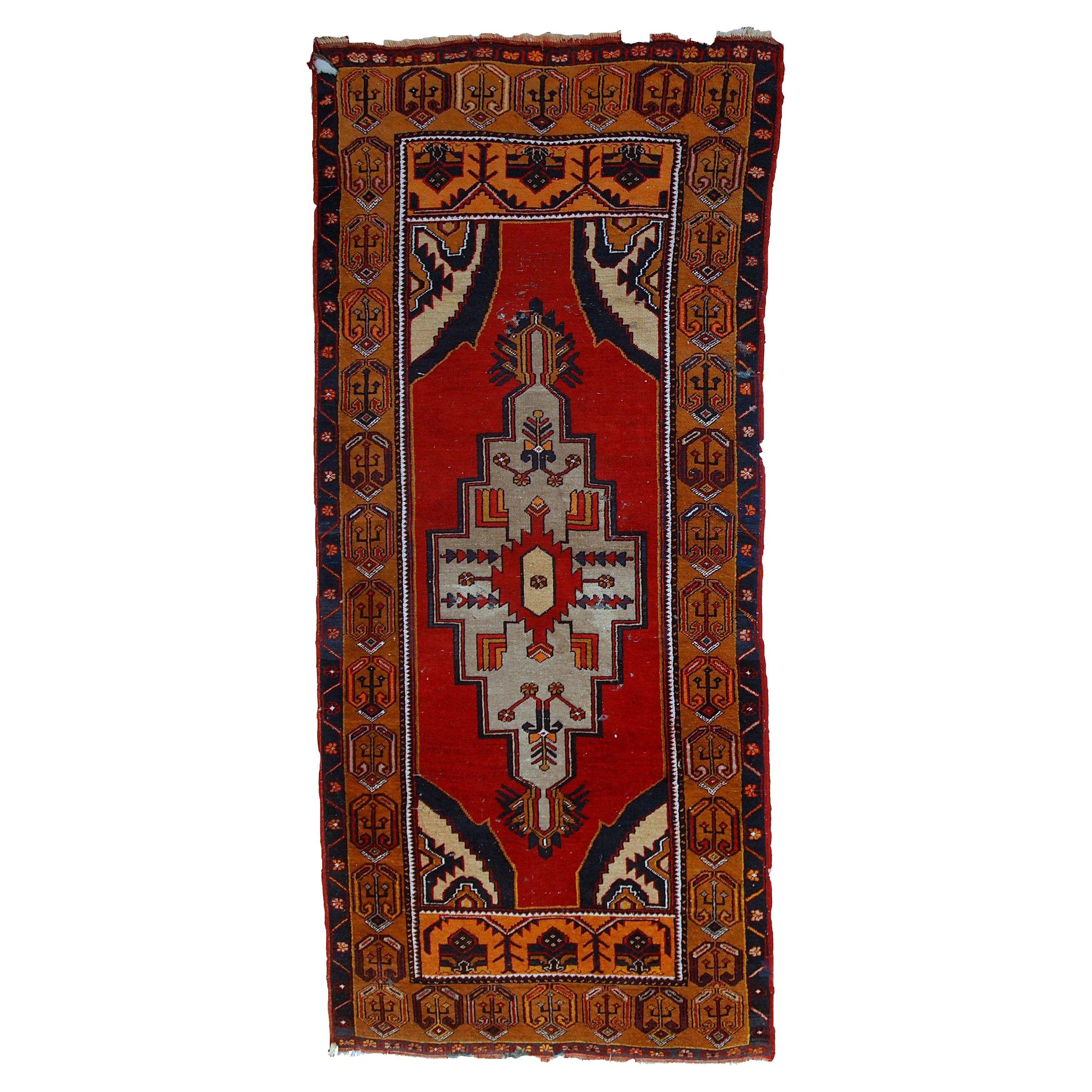 Handmade Antique Turkish Anatolian Rug, 1920s, 1C728 For Sale