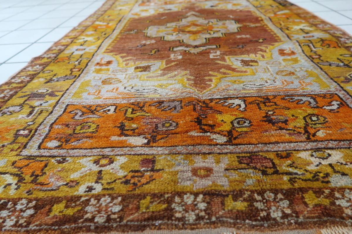 Handmade Antique Turkish Anatolian Rug 3.2' x 5.3' 1920s - 1C1153 For Sale 6