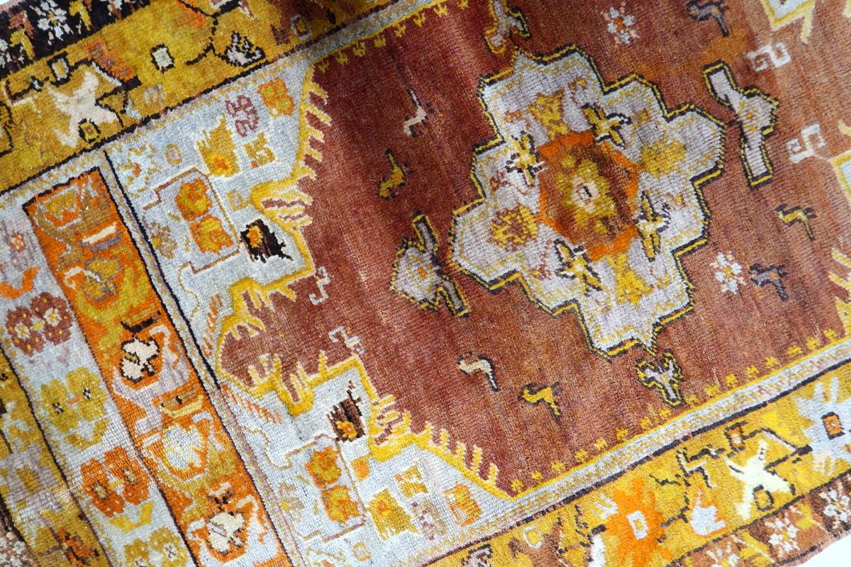 Handmade Antique Turkish Anatolian Rug 3.2' x 5.3' 1920s - 1C1153 In Good Condition For Sale In Bordeaux, FR