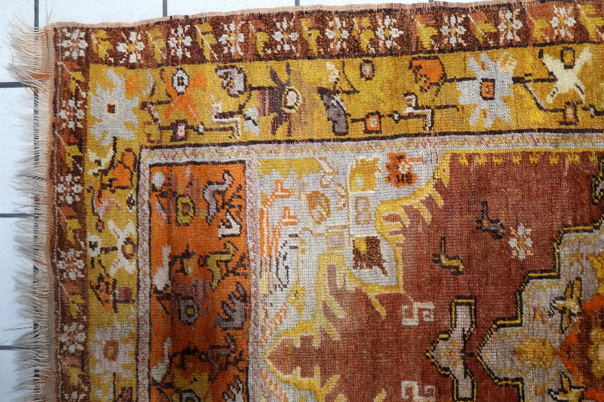 Handmade Antique Turkish Anatolian Rug 3.2' x 5.3' 1920s - 1C1153 For Sale 1