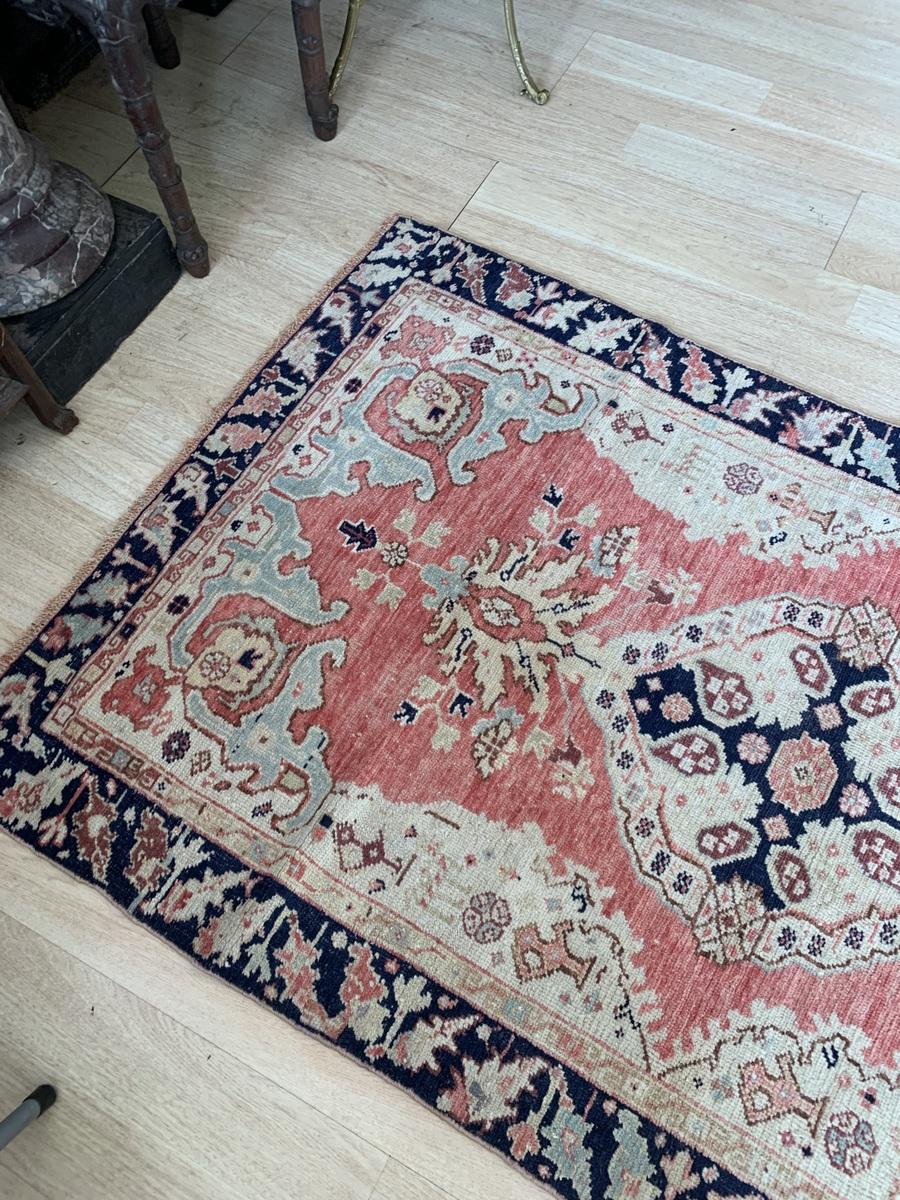 Noué à la main Tapis turc antique fait à la main 3.7' x 6,4' 1920 - 2B51 en vente