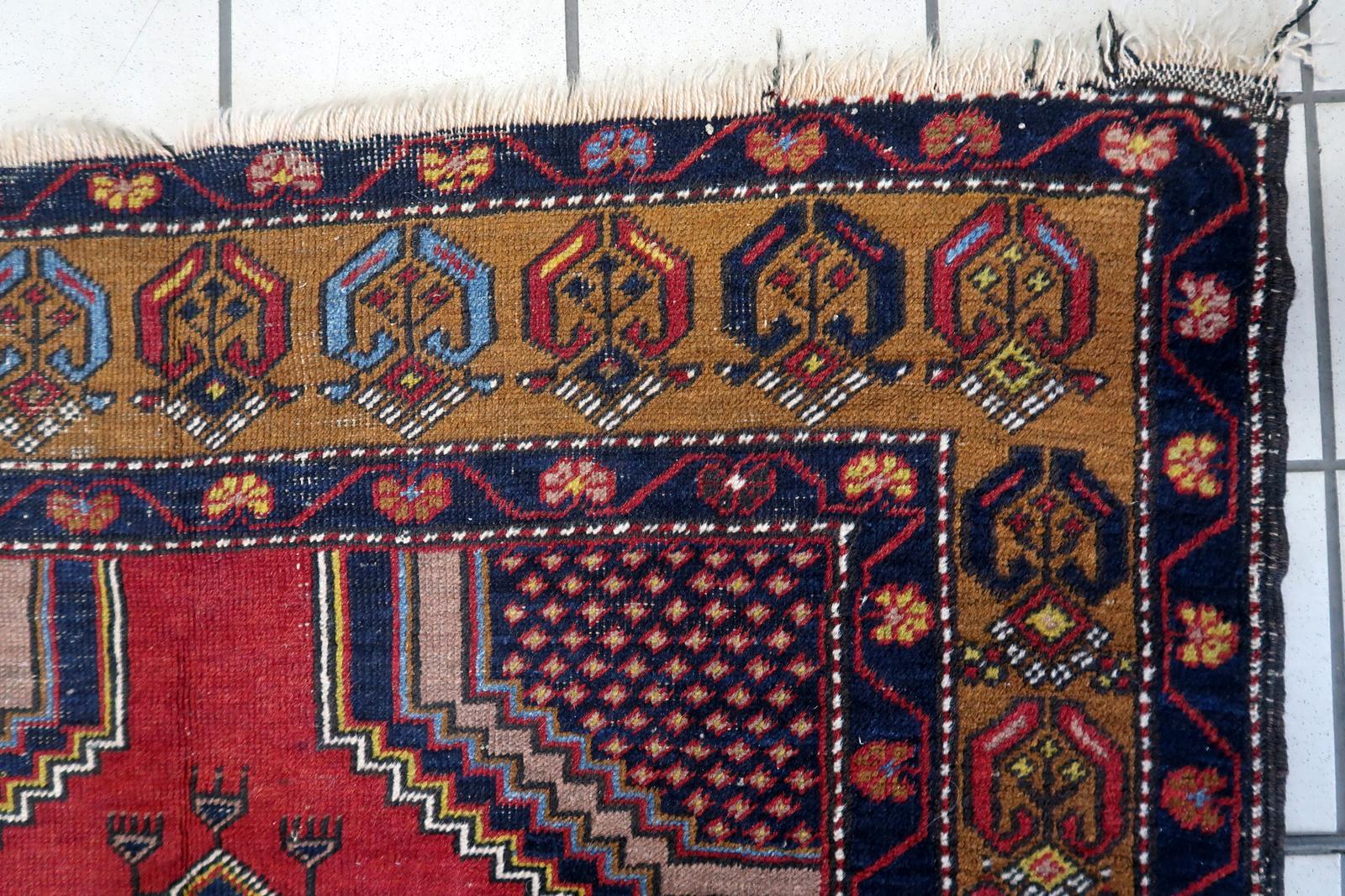 Handgefertigter antiker türkischer anatolischer Teppich 3.7' x 7.1', 1920er Jahre - 1C1118 im Zustand „Gut“ im Angebot in Bordeaux, FR