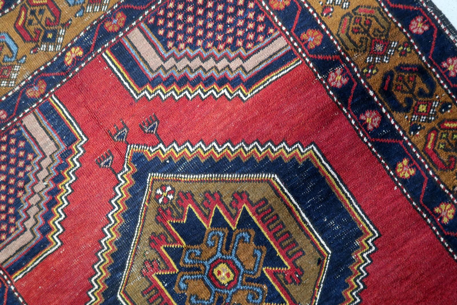 Handgefertigter antiker türkischer anatolischer Teppich 3.7' x 7.1', 1920er Jahre - 1C1118 (Frühes 20. Jahrhundert) im Angebot