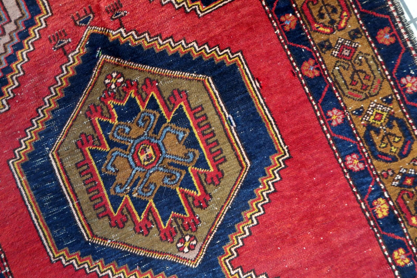 Handgefertigter antiker türkischer anatolischer Teppich 3.7' x 7.1', 1920er Jahre - 1C1118 im Angebot 3