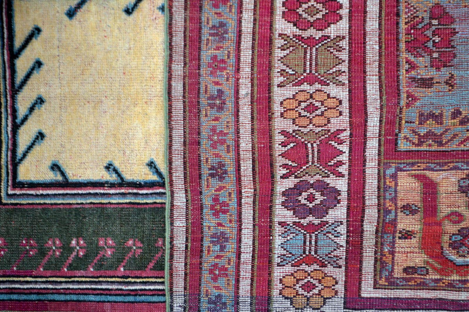 Handmade antique Turkish Kersheir rug from the end of 19th century. It is in original good condition, made in colorful wool.

- Condition: Original good,

- circa 1880s,

- Size: 3.9' x 5.9' (120cm x 180cm),

- Material: Wool,

- Country