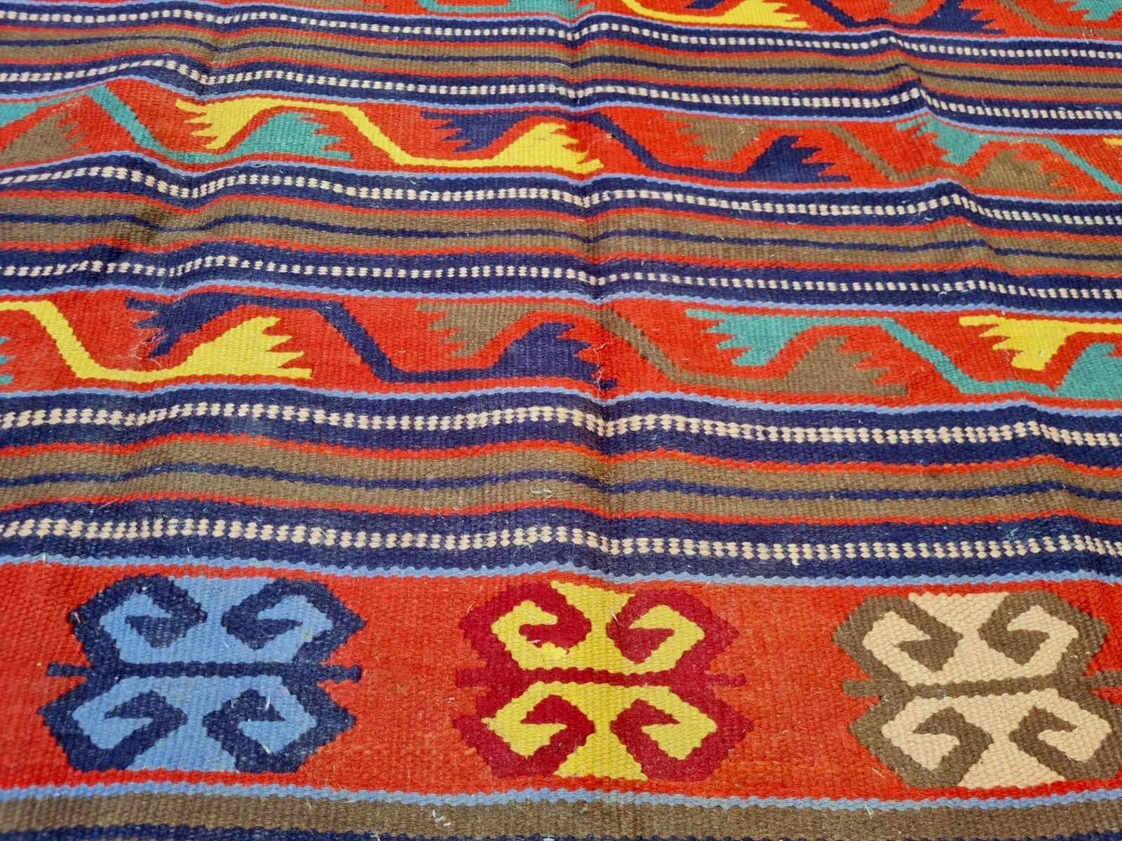 Handgefertigter antiker türkischer Konya Kilim Teppich 5,8' x 7,5' 1940er Jahre - 2K20 (Handgeknüpft) im Angebot