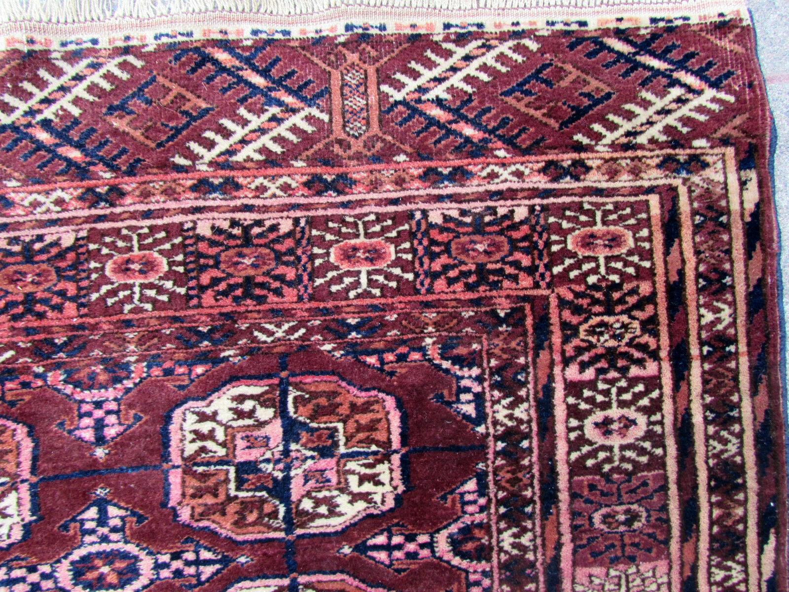 Hand-Knotted Handmade Antique Turkmen Tekke Rug, 1900s, 1Q0202