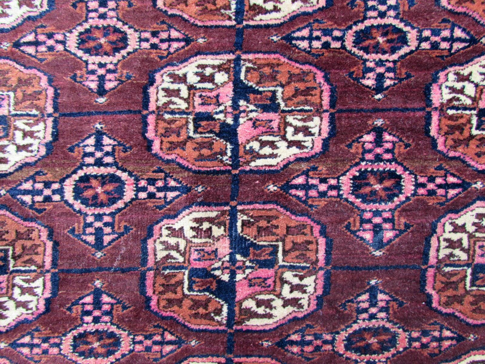 Handmade Antique Turkmen Tekke Rug, 1900s, 1Q0202 In Fair Condition In Bordeaux, FR