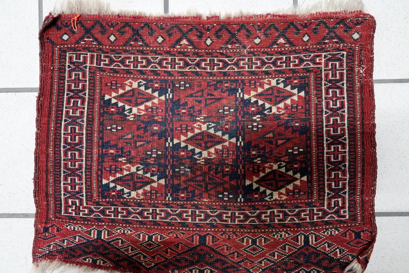 Handgefertigte antike turkmenische Yomud Collectible Matte Teppich 1,3 'x 1,6', 1900s - 1C1078 (Wolle) im Angebot