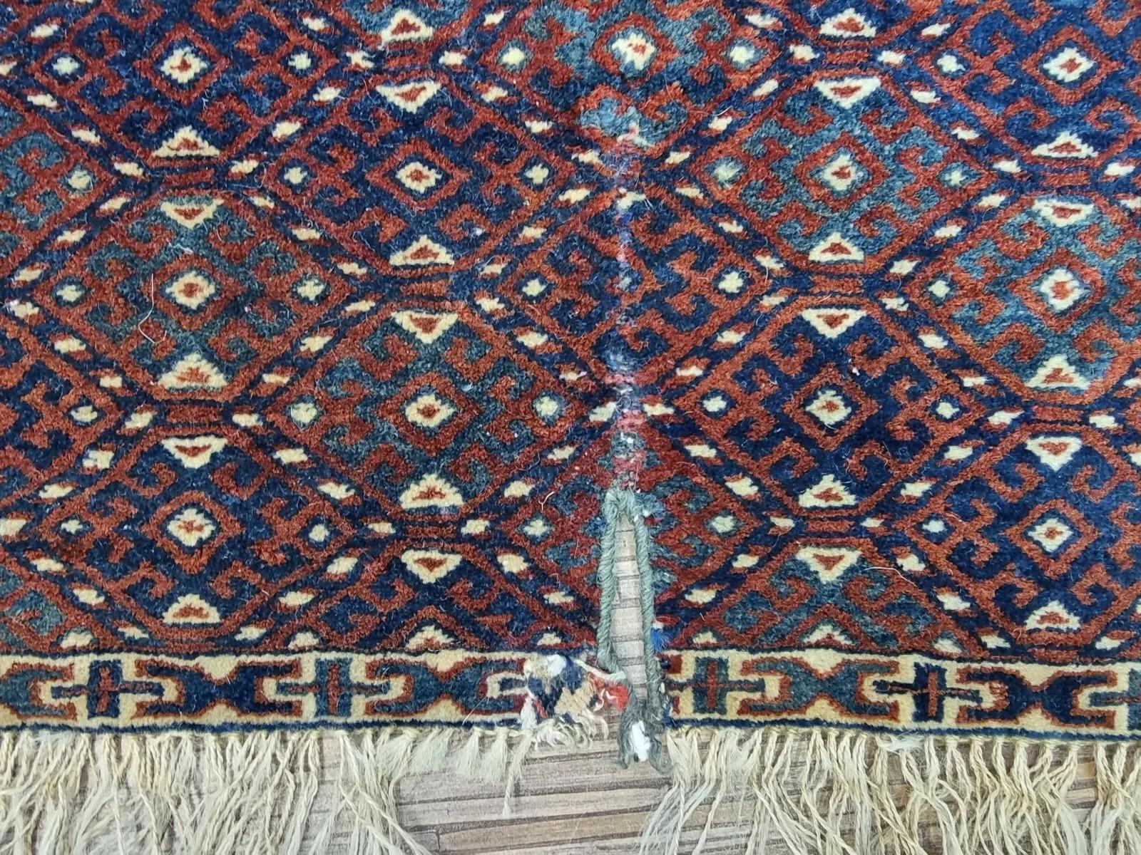 Tapis Yomud turc ancien de collection fait à la main 1,4' x 1,7' 1880s - 1D149 en vente 3