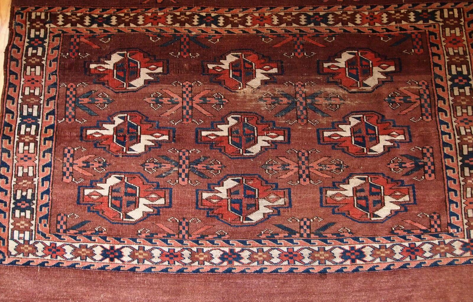 Handmade Antique Turkmen Yomud Rug, 1880s, 1B601 In Fair Condition For Sale In Bordeaux, FR