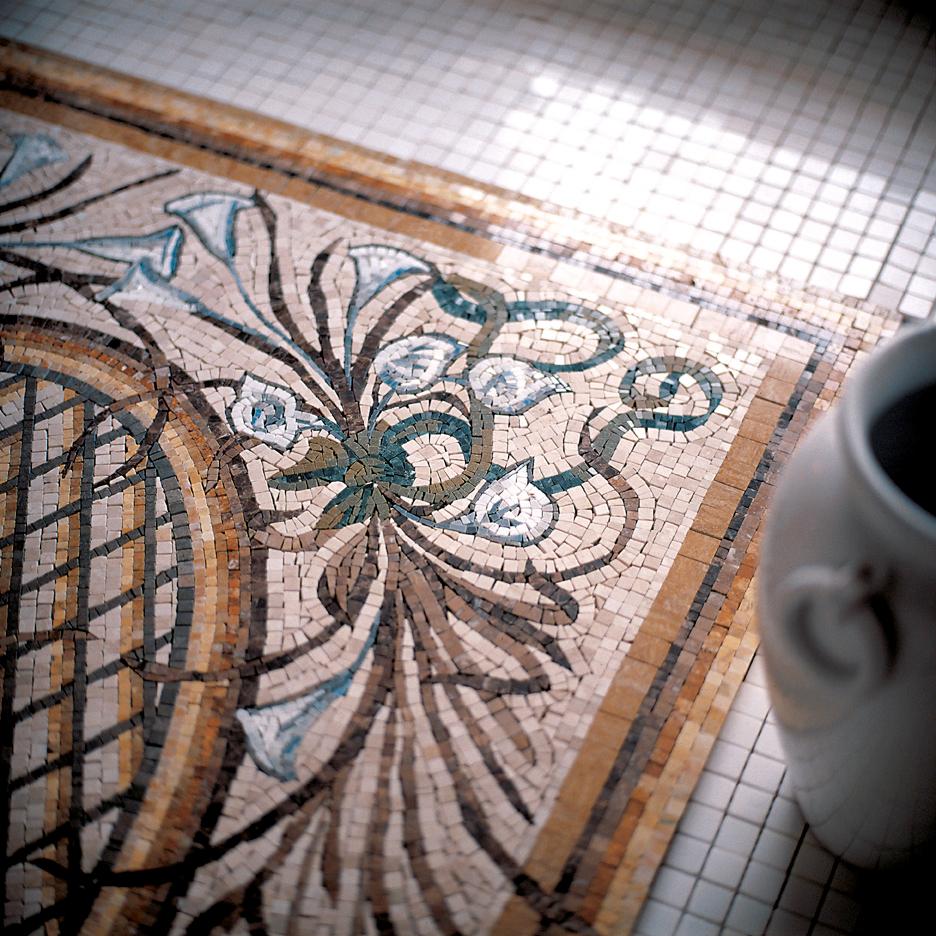 Handmade Artistic Marble Mosaic Rug Dimension und Farben anpassbar (Italienisch) im Angebot