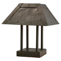 Lampada in rame fatta a mano in stile Arts & Craft con paralume quadrato