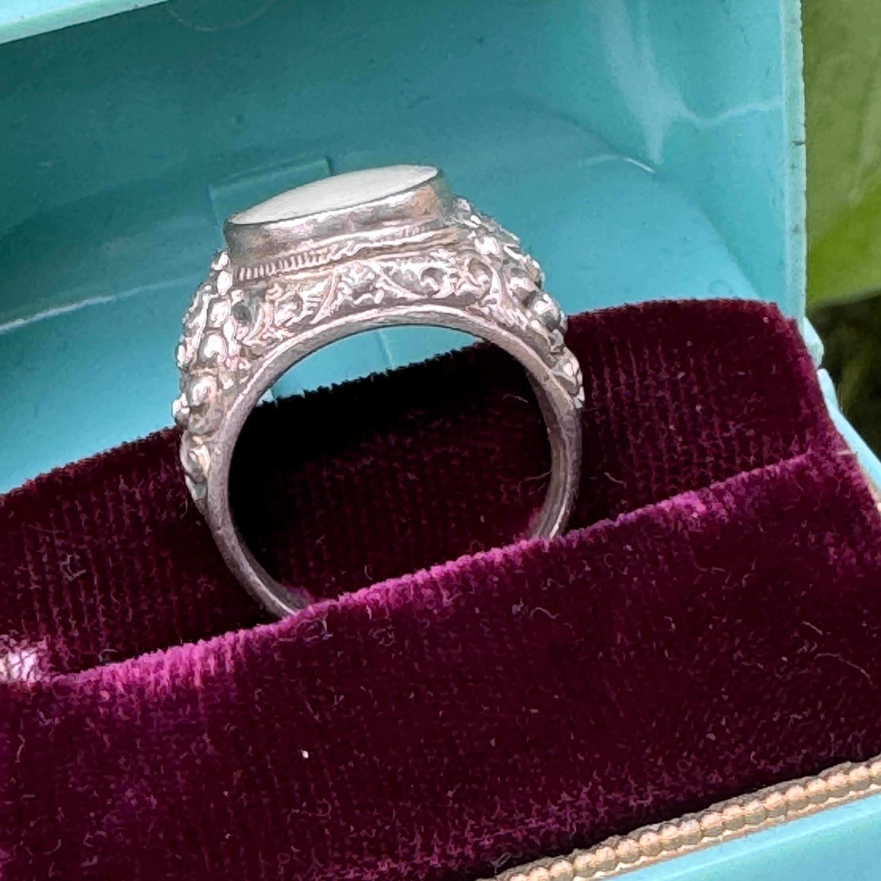 Women's or Men's Handmade Asian Repousse silver Ring For Sale