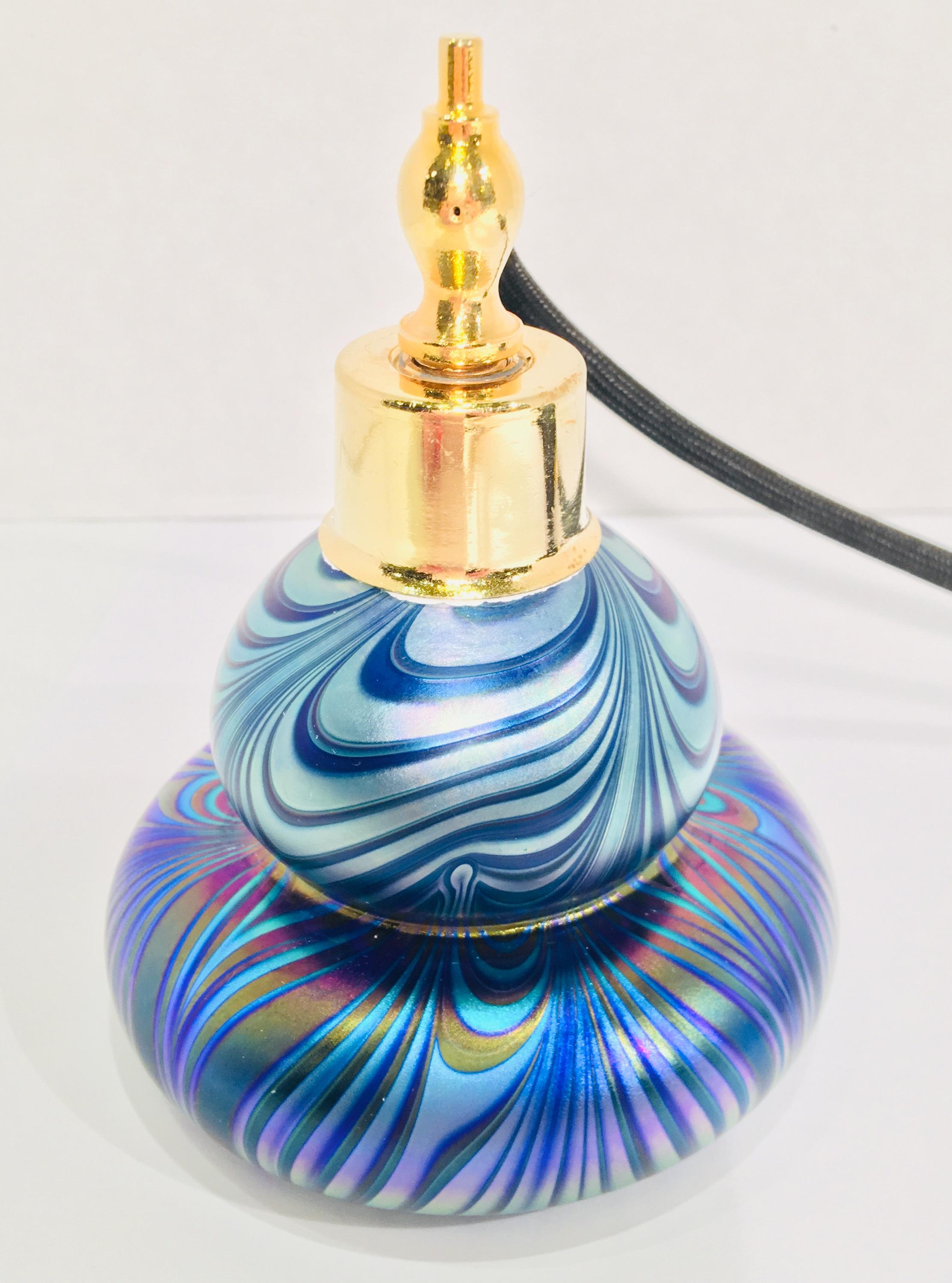 Handmade Austrian Art Glass Perfume Bottle Atomizer Signed Oskar Karla from 1986 For Sale 3